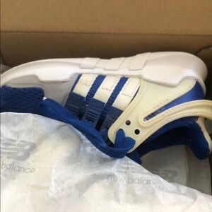 New Balance Kids Royal Blue, White & Cream Athletic Sneakers